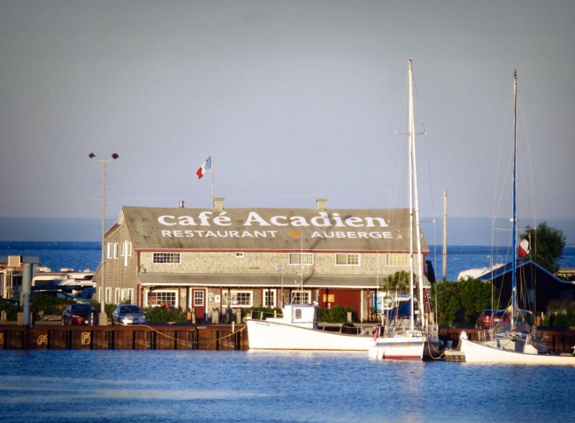 L’Acadie en Gaspésie a son café et son auberge à Bonaventure
