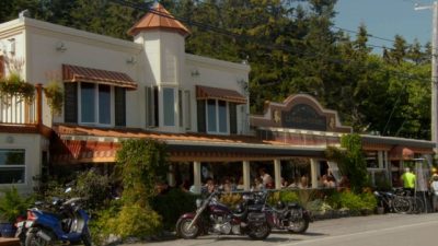 Café Bistro - L'Anse aux Coques
