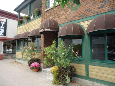  Le Petit Pain