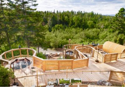 Un spa dans le vent à la Pointe-Saint-Pierre de Percé