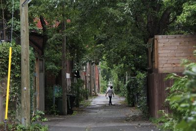 Ailleurs à Montréal